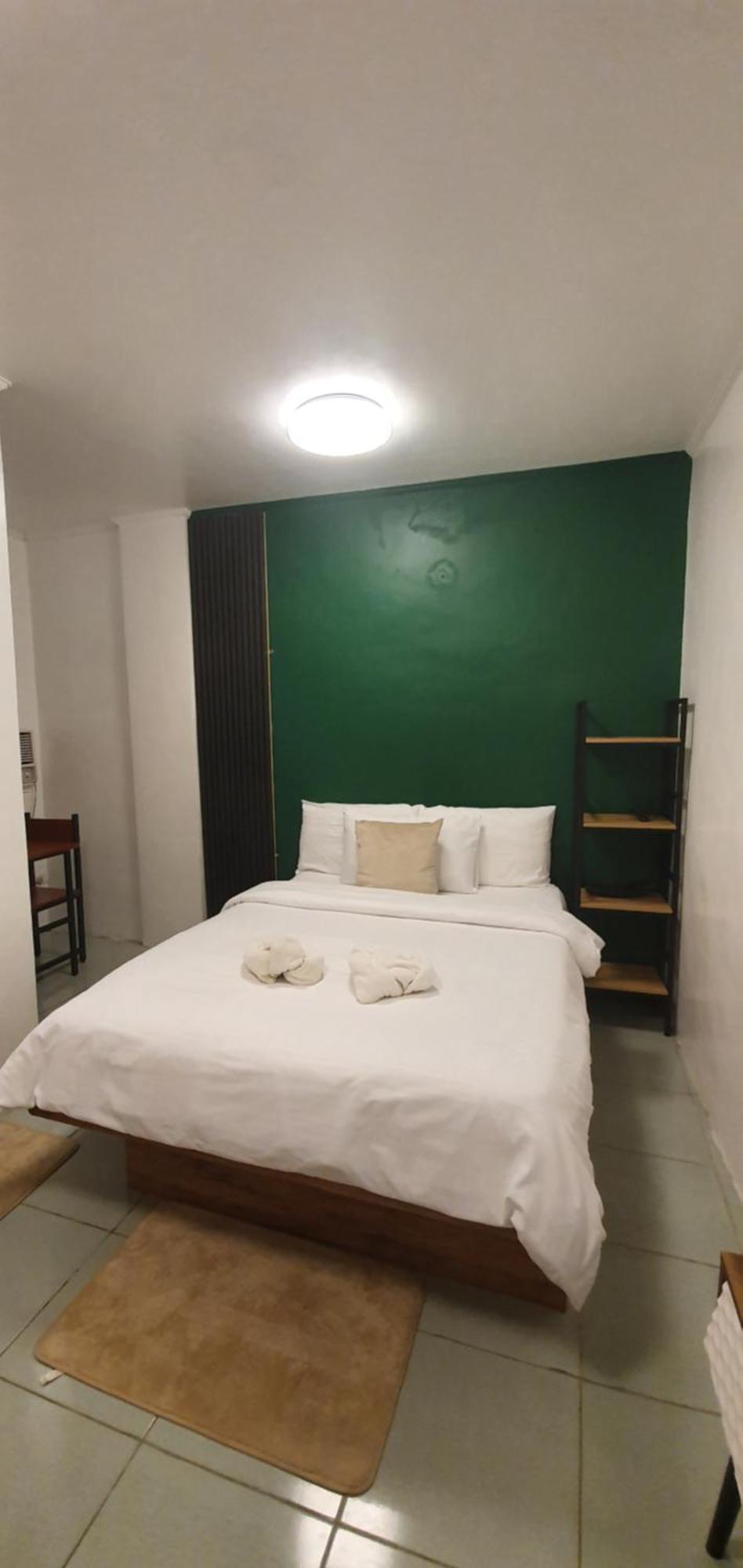 Aj Tourist Inn Coron Exterior foto